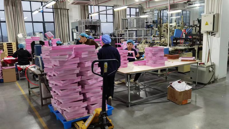 化妆品灌装机选购：如何避免陷入误区**