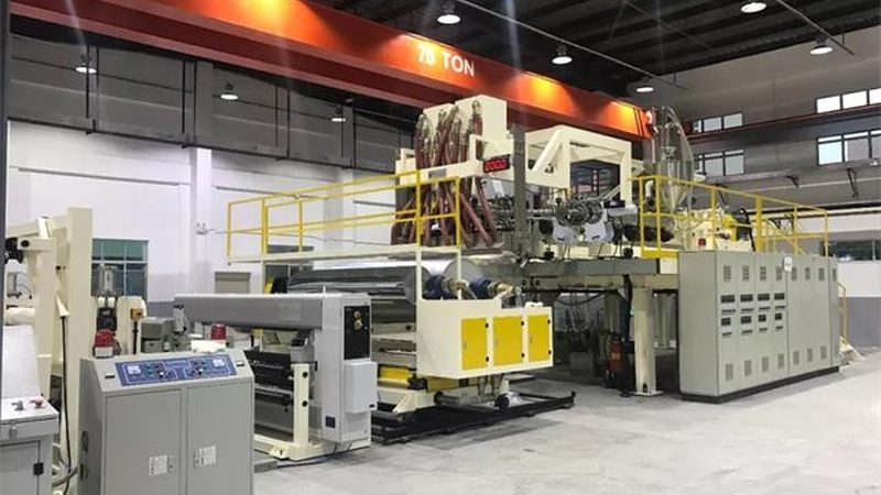 立式包装机与卧式包装机：功能与适用场景解析**